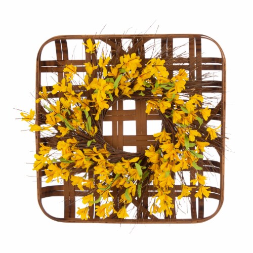 Glitzhome Bamboo Tobacco Basket With Artificial Winter Jasmine Wreath Perspective: front