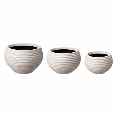 Glitzhome Fauz Porcelain Round Fluted Planters Perspective: front