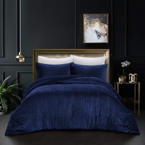 Velvet queen comforter set deals
