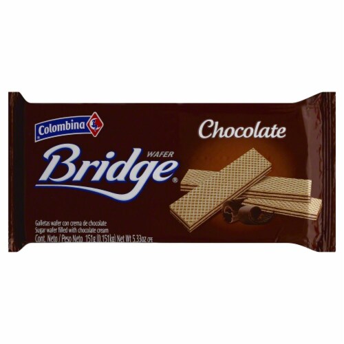 Colombina Bridge Chocolate Flavored Wafers Perspective: front