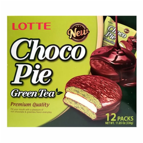 Lotte Green Tea Choco Pie Perspective: front