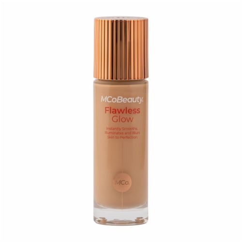MCoBeauty Flawless Glow Luminous Filter Foundation Dewy Finish - 4.5 Medium Perspective: front