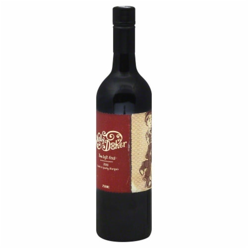 Mollydooker Two Left Feet Australian Red Wine Perspective: front