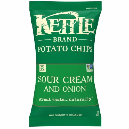 Kettle Brand Gourmet Potato Chips, Sour Cream and Onion, 5.0 Oz. Bag (15 Count) Perspective: front