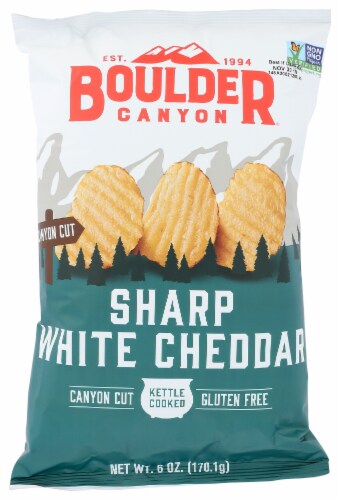 Boulder Canyon Sharp White Cheddar Kettle Cooked Potato Chips Perspective: front