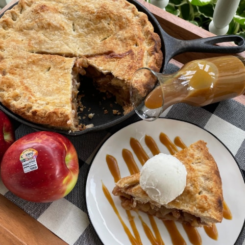 Large Cosmic Crisp® Apple – Each Perspective: left
