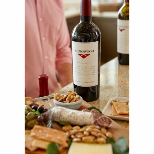 Arrowood Knights Valley Cabernet Sauvignon Perspective: left