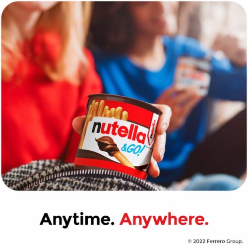 Nutella & GO! Hazelnut and Cocoa Spread with Breadsticks Snack Cups Perspective: left
