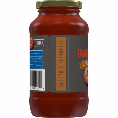 Kroger® Traditional Beef Flavored Pasta Sauce Perspective: left