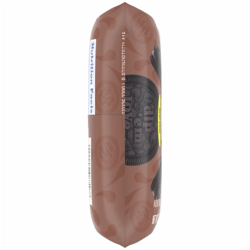 Kroger® Kaleidos™ Chocolate Double Filled Chocolate Sandwich Cookies Perspective: left