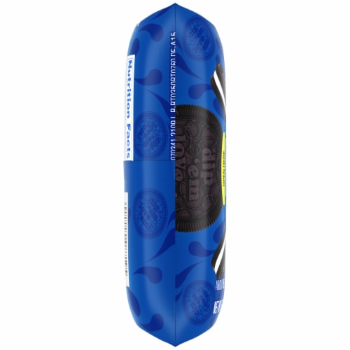 Kroger® Kaleidos Original Double Filled Chocolate Sandwich Cookies Perspective: left