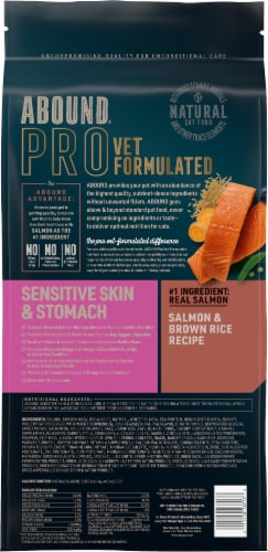 ABOUND® Pro Vet Formulated Sensitive Skin & Stomach Adult Dry Cat Food Salmon & Brown Rice Perspective: left