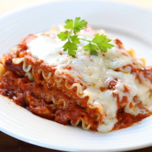 Kroger® Mozzarella Shredded Cheese Family Size Perspective: left