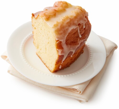 Bakery Fresh Goodness Vanilla Pudding Cake Perspective: left