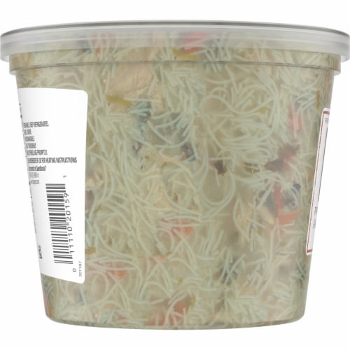 Fresh Foods Market Pho Ga Inspired Chicken Noodle Soup Perspective: left