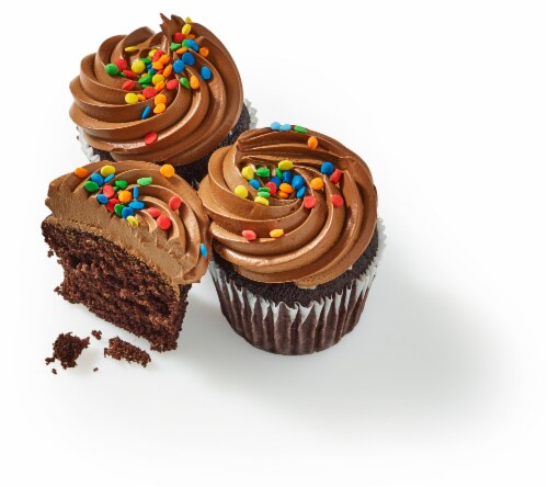 Bakery Fresh Goodness Chocolate Whipped Cream Cupcakes Perspective: left