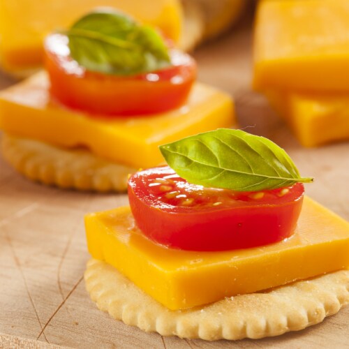 Kroger® Mild Cheddar Snack Cheese Perspective: left