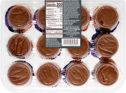 Bakery Fresh Goodness Halloween Chocolate Cupcakes Perspective: left