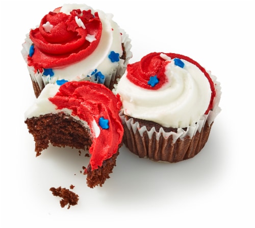 Bakery Fresh Chocolate Patriotic Cupcakes Perspective: left