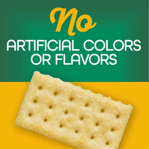 Kroger® Country Club Crackers Perspective: left