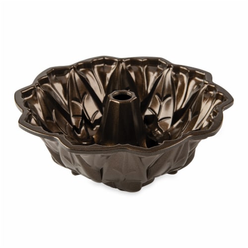 Nordic Ware Harvest Leaves Bundt Pan, Bronze, 1 Piece - QFC