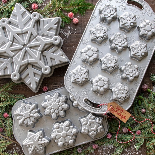 Nordic Ware Snowflake Cakelets Pan - Platinum Perspective: left