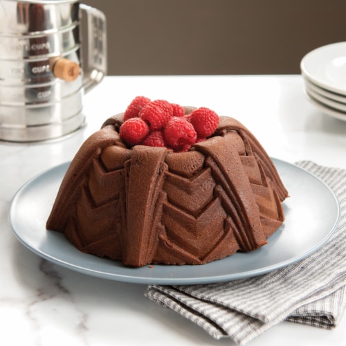 Nordic Ware® Original Bundt® Baking Pan - Copper, 1 ct - Kroger