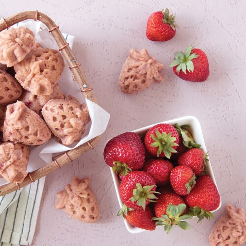 Nordic Ware Strawberry Bitelet Pan Perspective: left