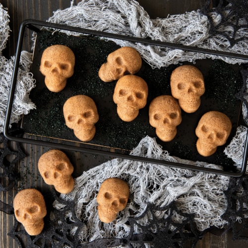 Nordic Ware Skull Bites Cakelet Pan - Brown, 1 - King Soopers