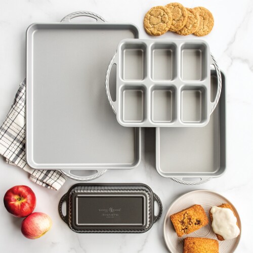 Nordic Ware Classic Cast Aluminum Loaf Pan Perspective: left