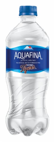 Aquafina® Purified Drinking Bottled Water Perspective: left