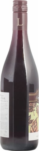 Lindeman's Bin 99 Pinot Noir Wine Perspective: left