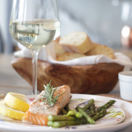 Oliver Riesling White Wine Perspective: left