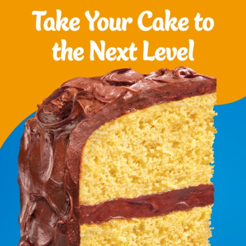 Pillsbury Moist Supreme Golden Butter Cake Mix, 15.25 oz Box Perspective: left