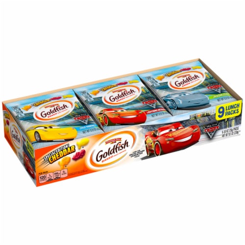 Goldfish Cars Baked Snack Cheddar Crackers Multipack Special Edition Perspective: left