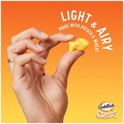 Goldfish® Crisps Cheddar Cheese Crisps Crackers Perspective: left