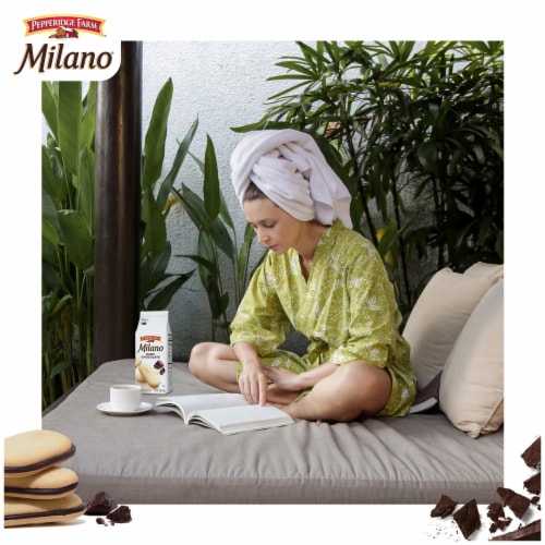 Pepperidge Farm Milano Dark Chocolate Cookies Perspective: left