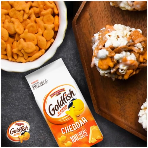 Goldfish Cheddar Cheese Crackers Perspective: left