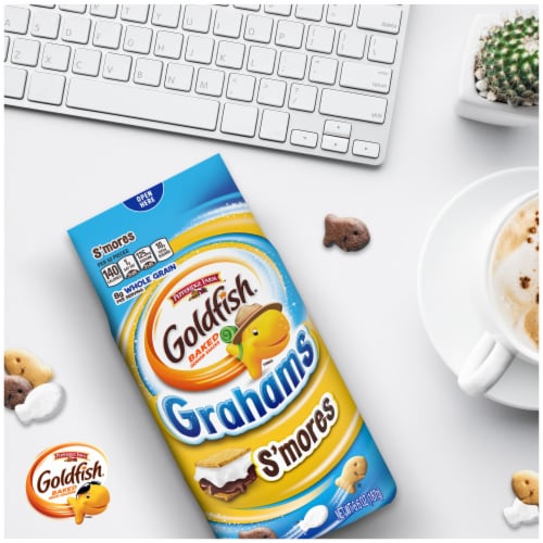 Goldfish Grahams S'mores Crackers Snack Crackers Perspective: left