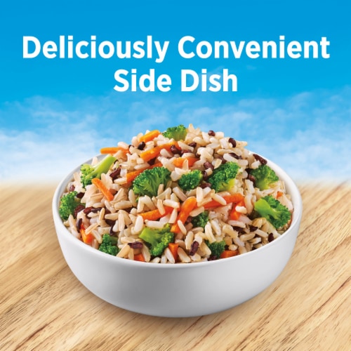 Birds Eye Steamfresh Frozen Whole Grain Rice with Broccoli & Carrots Perspective: left