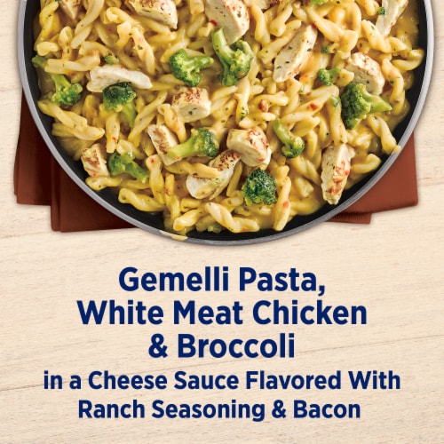 Birds Eye® Family Size Chicken Bacon Ranch Mac and Cheese Skillet Frozen Meal Perspective: left