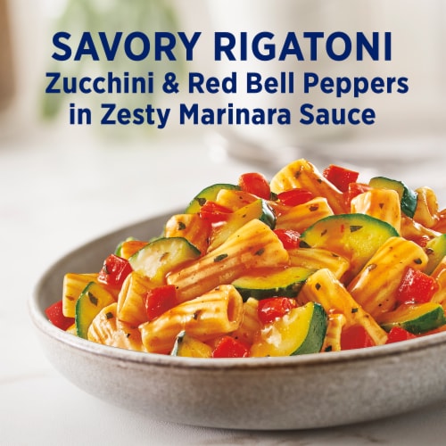Birds Eye Steamfresh Rigatoni And Vegetables and Zesty Marinara Frozen Side Dish Perspective: left