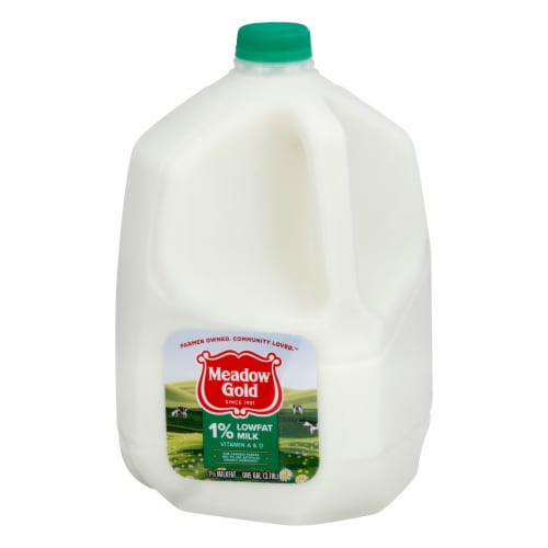 Meadow Gold 1% Lowfat Milk Perspective: left