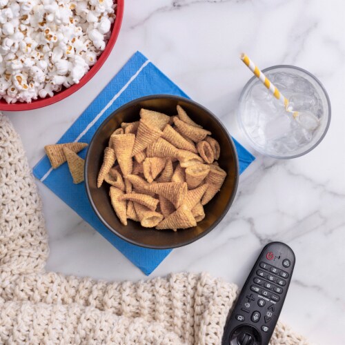 Bugles Crispy Corn Snacks Sweet & Salty Cinnamon Sugar Churro Perspective: left