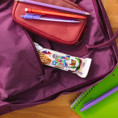 Cinnamon Toast Crunch Breakfast Cereal Treat Bars Snack Bars Perspective: left