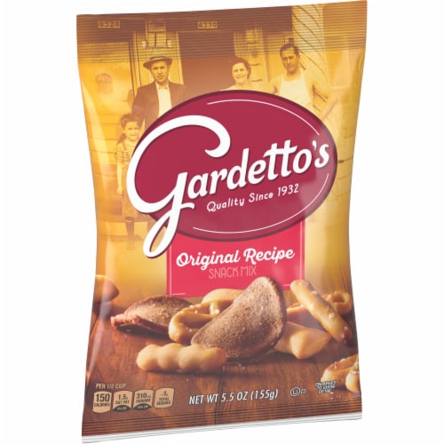Gardetto's™ Original Recipe Snack Mix Perspective: left