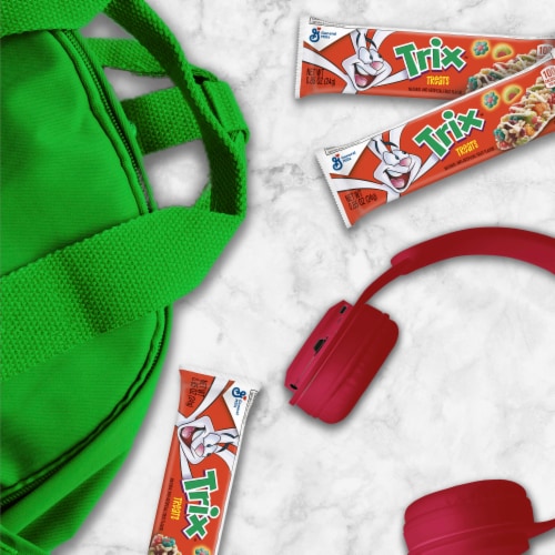General Mills Trix Cereal Bars Perspective: left