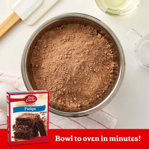 Betty Crocker Fudge Brownie Mix Family Size Perspective: left