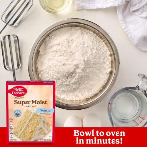 Betty Crocker Favorites Super Moist Vanilla Flavored Cake Mix Perspective: left