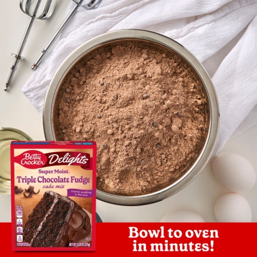 Betty Crocker Delights Super Moist Triple Chocolate Fudge Cake Mix Perspective: left